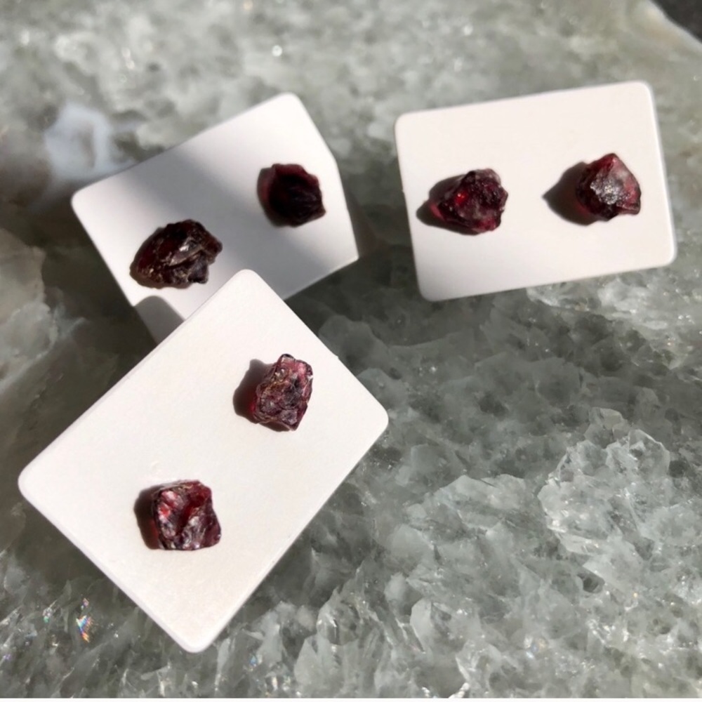 Raw Garnet Crystal Gemstone Earrings - Picture 3 of 4